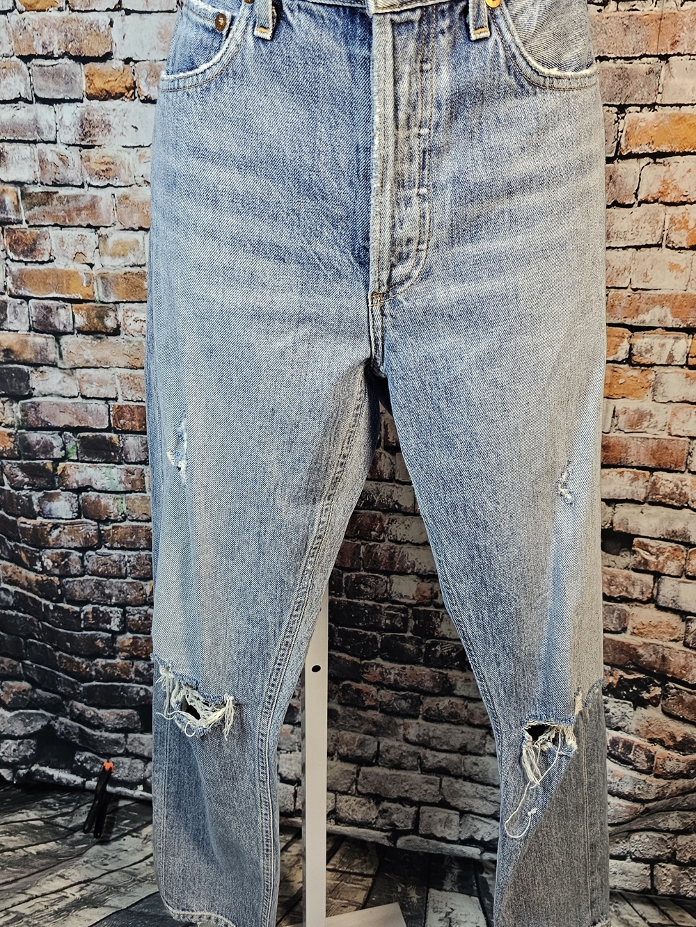 AGOLDE Riley High Rise Straight Crop Jeans Size 26 Light Wash Distressed 100% Co